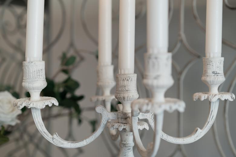 White candle holder w/ 5 arms